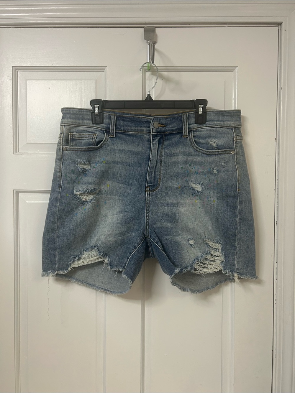 Distressed Light Blue Denim Women’s Shorts with Multicolored Paint Dots
